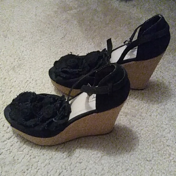 Women shoes - Picture 4 of 5